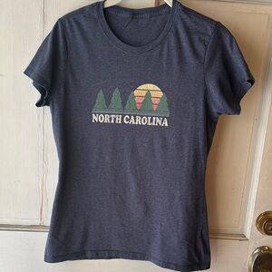 North Carolina Graphic Short Sleeve Tee - Women's Navy